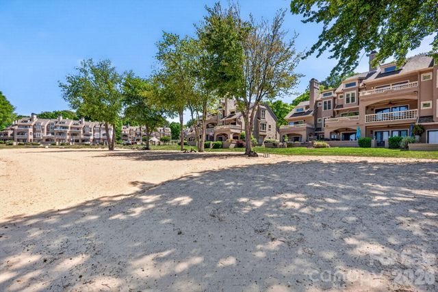 605 Portside Drive, Davidson, NC 28036