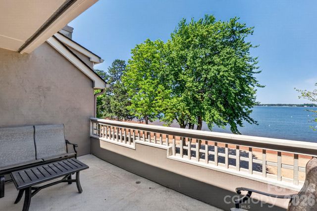 605 Portside Drive, Davidson, NC 28036