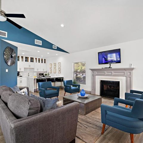 7250 W Greens Road 916, Houston, TX 77064