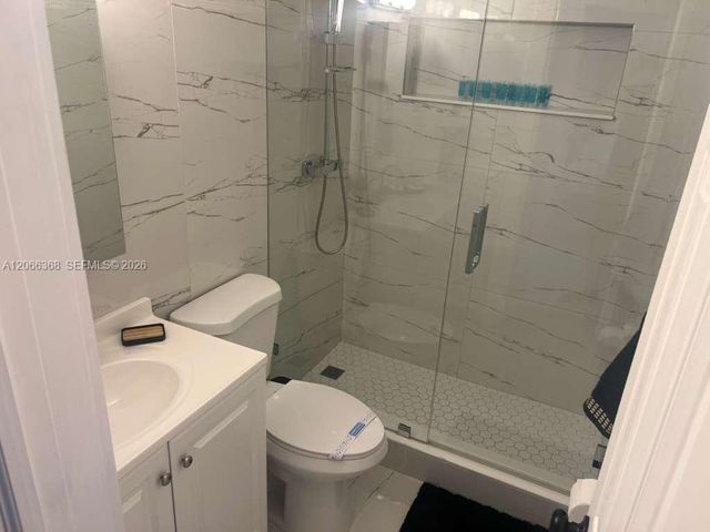 39 SE 7th Street, Dania Beach, FL 33004