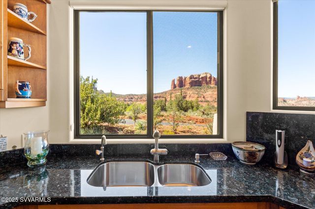 55 N PRIMROSE Point N, Sedona, AZ 86336