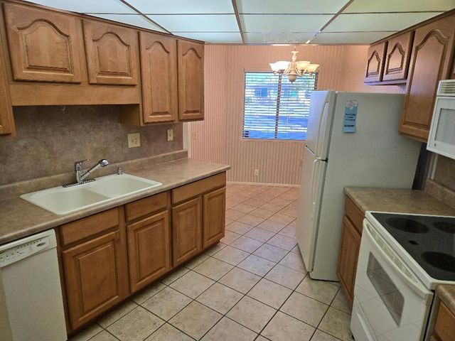 10105 W Campana Drive, Sun City, AZ 85351