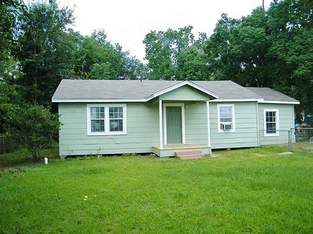 256 Fm 3083, Conroe, TX 77301