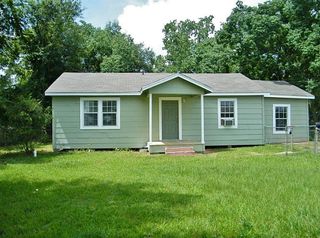 256 Fm 3083, Conroe, TX 77301