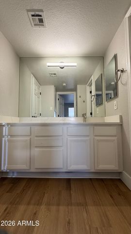 8500 E INDIAN SCHOOL Road 248, Scottsdale, AZ 85251