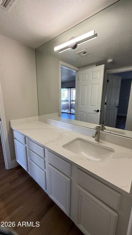 8500 E INDIAN SCHOOL Road 248, Scottsdale, AZ 85251