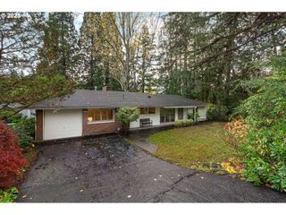 2818 Sw MITCHELL Ct, Portland, OR 97239