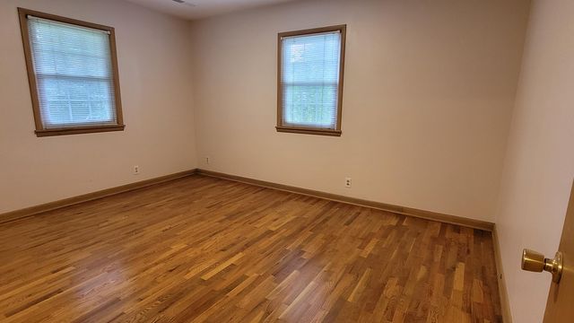 415 N Locust Street, Marshfield, MO 65706