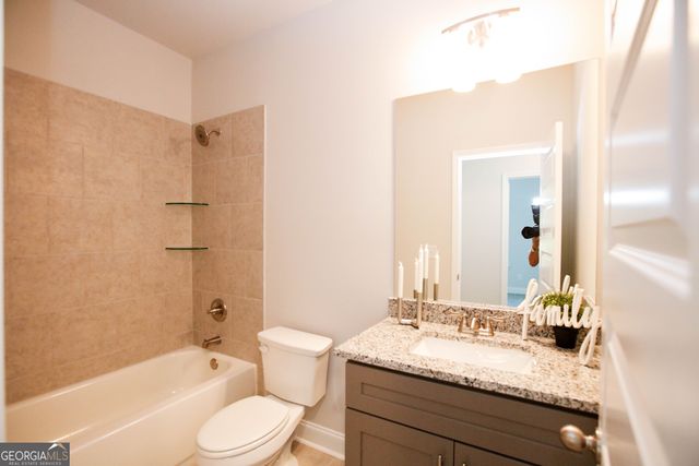 452 Hellen Valley Drive, Braselton, GA 30517