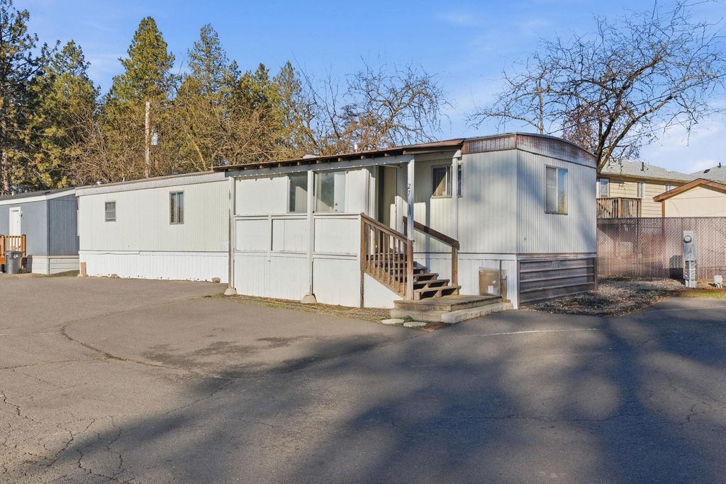 840 W 1ST St, Cheney, WA 99004