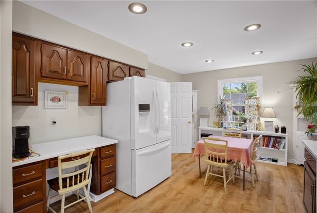 501 White Birch Ct, Harmar, PA 15238