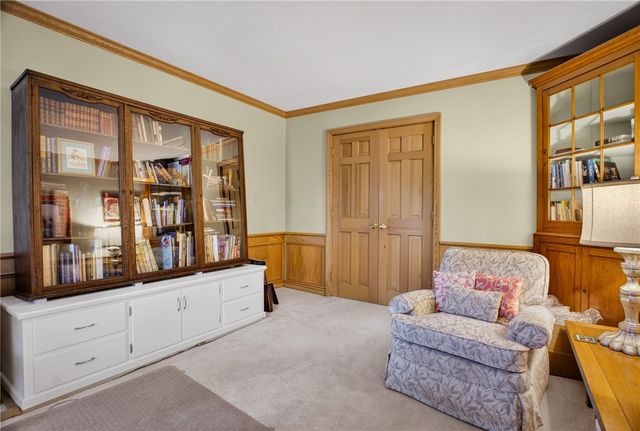 501 White Birch Ct, Harmar, PA 15238