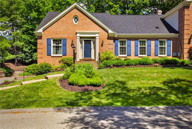 501 White Birch Ct, Harmar, PA 15238
