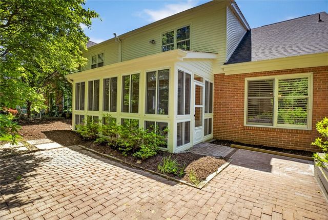 501 White Birch Ct, Harmar, PA 15238