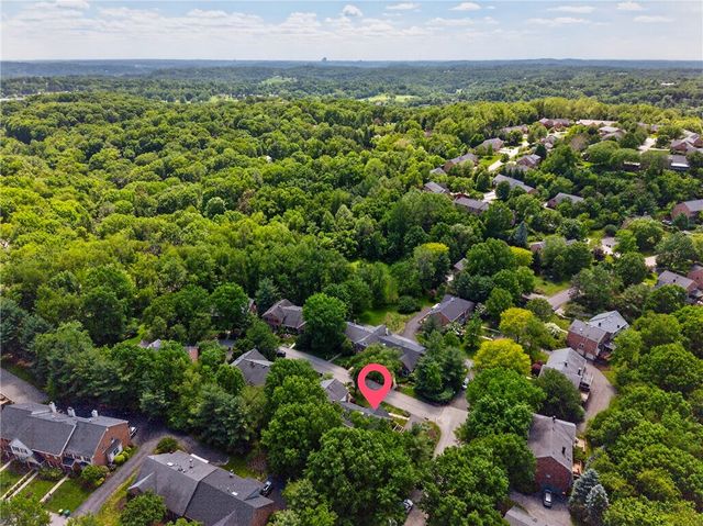 501 White Birch Ct, Harmar, PA 15238