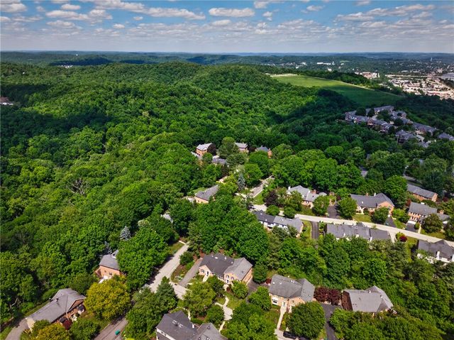 501 White Birch Ct, Harmar, PA 15238