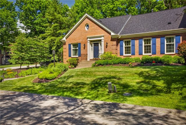 501 White Birch Ct, Harmar, PA 15238