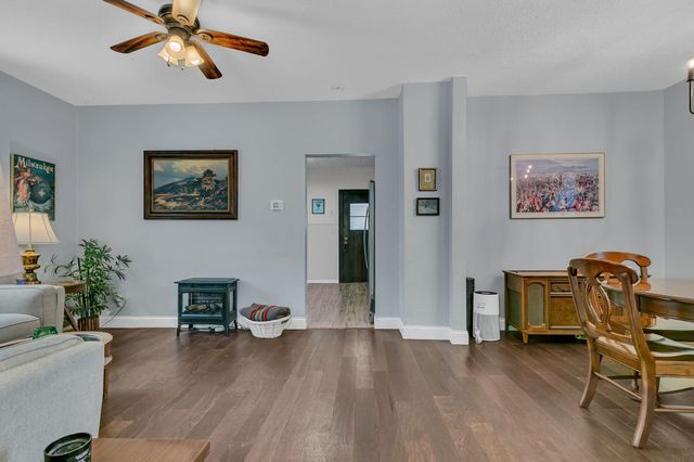 147 18th Avenue N, Saint Cloud, MN 56303