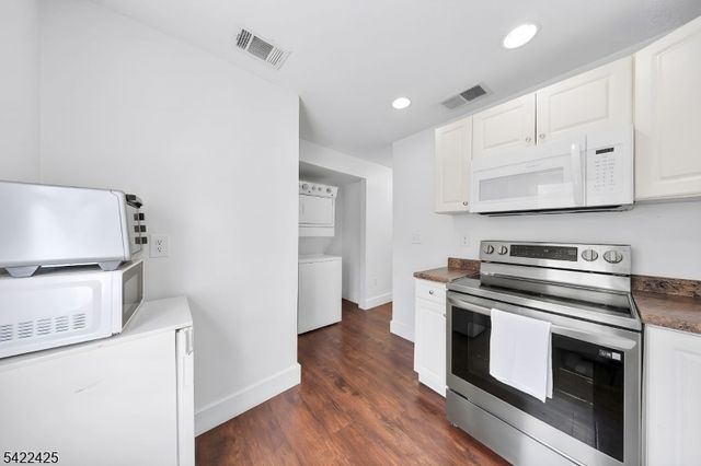 39 Atno Ave, Morristown Town, NJ 07960