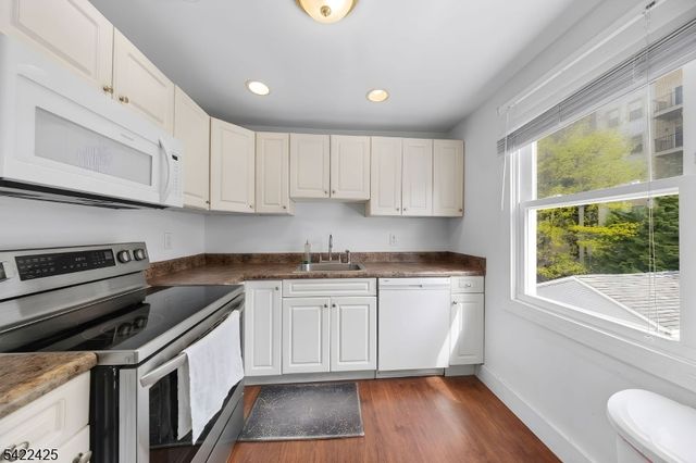 39 Atno Ave, Morristown Town, NJ 07960