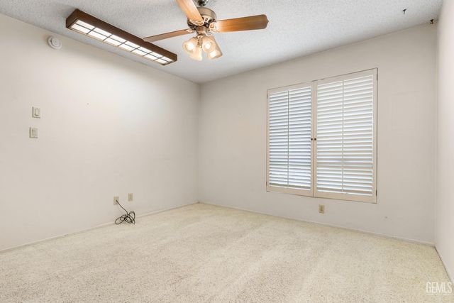 7308 Budge Way, Bakersfield, CA 93309