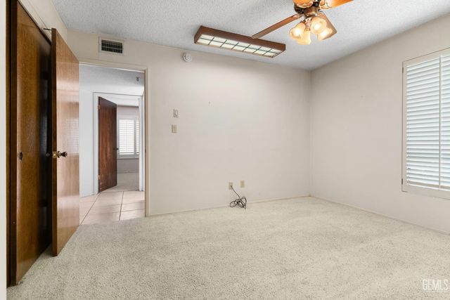 7308 Budge Way, Bakersfield, CA 93309