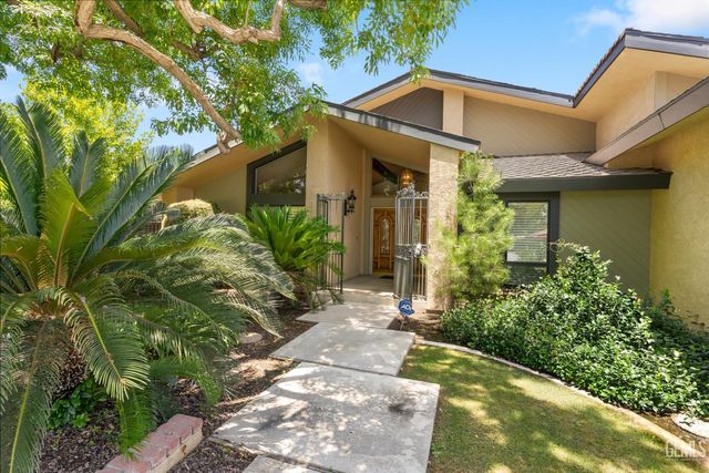 7308 Budge Way, Bakersfield, CA 93309