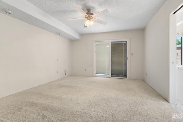 7308 Budge Way, Bakersfield, CA 93309