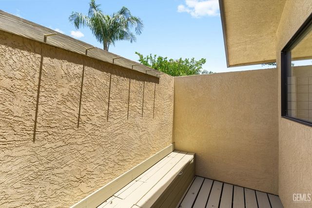 7308 Budge Way, Bakersfield, CA 93309