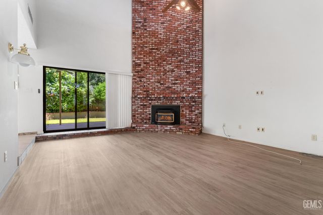 7308 Budge Way, Bakersfield, CA 93309
