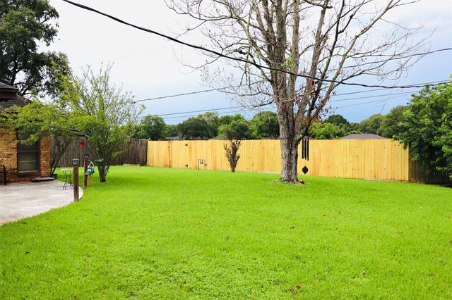 1108 Easy St Street, Rosenberg, TX 77471