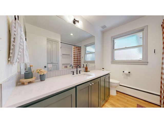 1516 Ruart Dr, Loveland, CO 80538