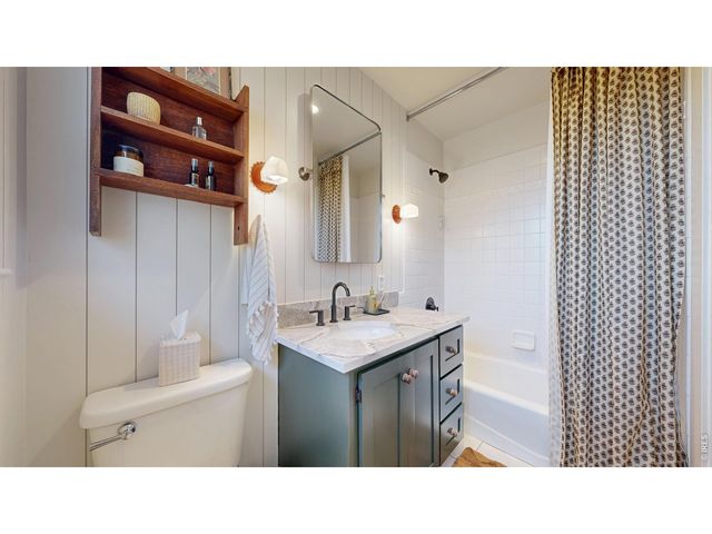 1516 Ruart Dr, Loveland, CO 80538