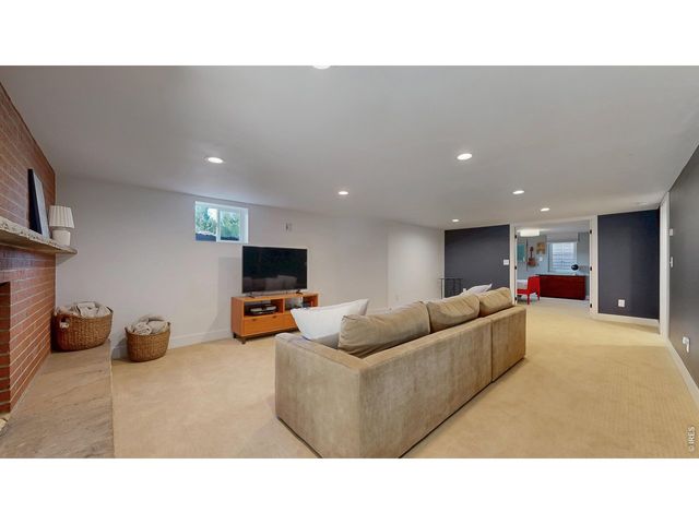 1516 Ruart Dr, Loveland, CO 80538