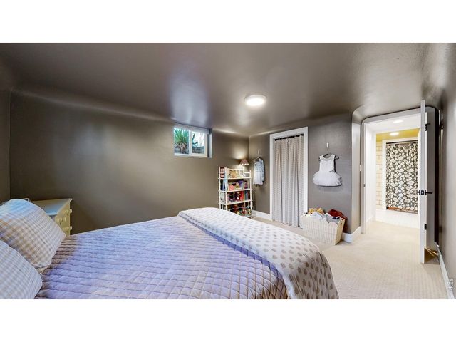 1516 Ruart Dr, Loveland, CO 80538