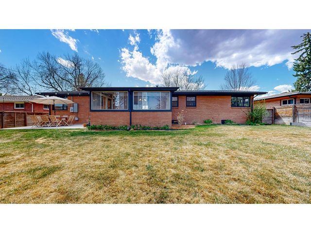 1516 Ruart Dr, Loveland, CO 80538