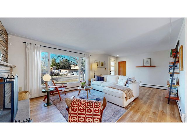 1516 Ruart Dr, Loveland, CO 80538