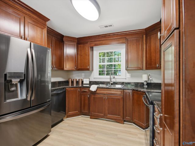 106 Stavemill Circle, Madison, AL 35758