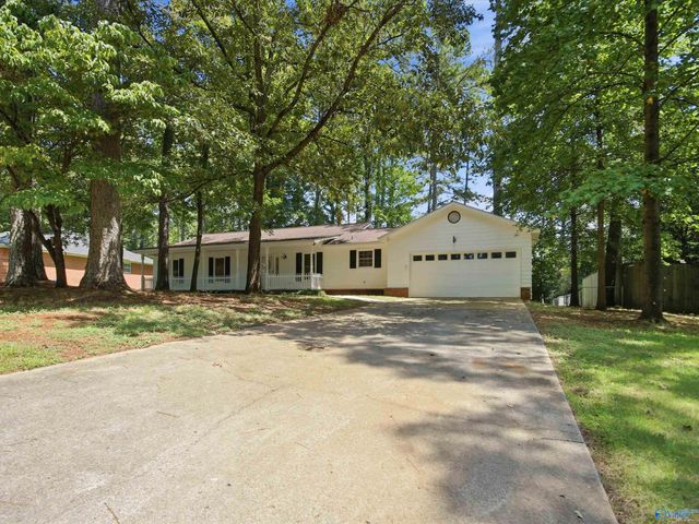 106 Stavemill Circle, Madison, AL 35758