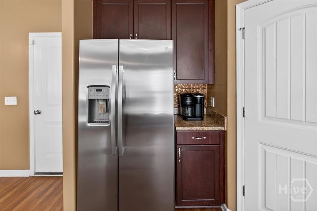 27 Wesleyan Drive, Savannah, GA 31419