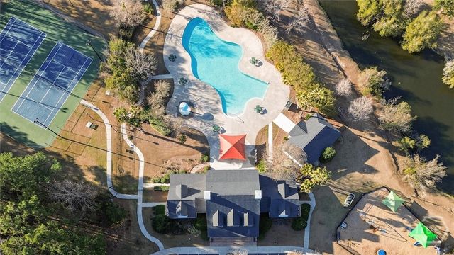 27 Wesleyan Drive, Savannah, GA 31419