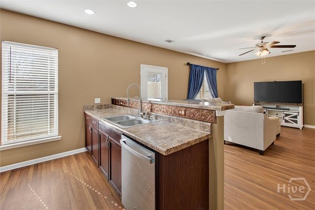 27 Wesleyan Drive, Savannah, GA 31419