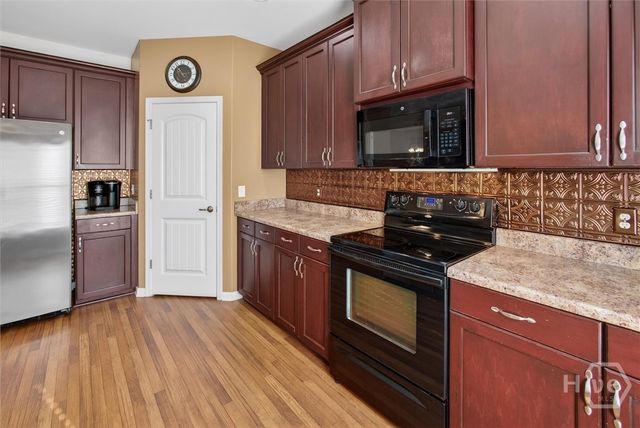 27 Wesleyan Drive, Savannah, GA 31419