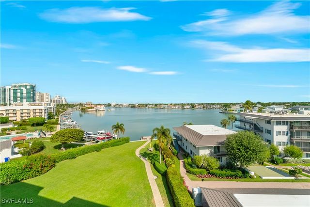 3420 Gulf Shore BLVD N 63, Naples, FL 34103