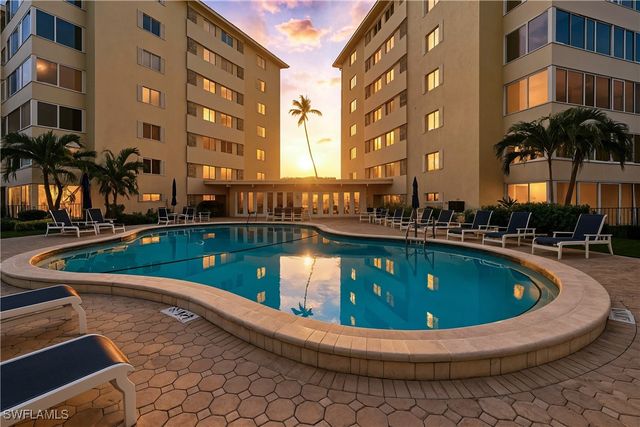 3420 Gulf Shore BLVD N 63, Naples, FL 34103