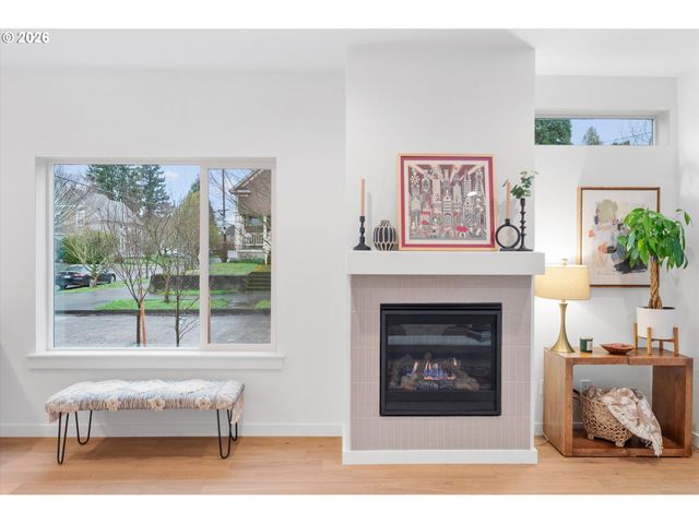 1418 N Jarrett St, Portland, OR 97217