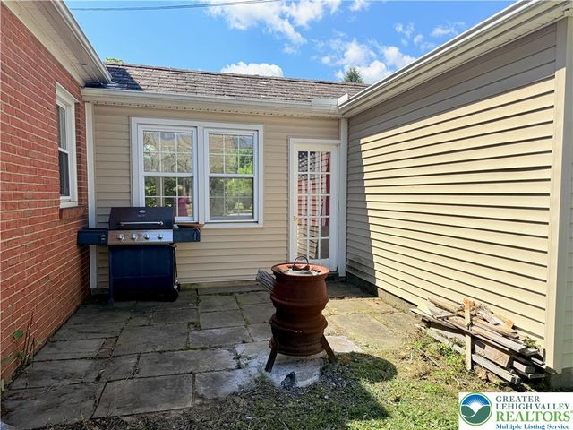 2303 Huntington Street, Bethlehem City, PA 18017