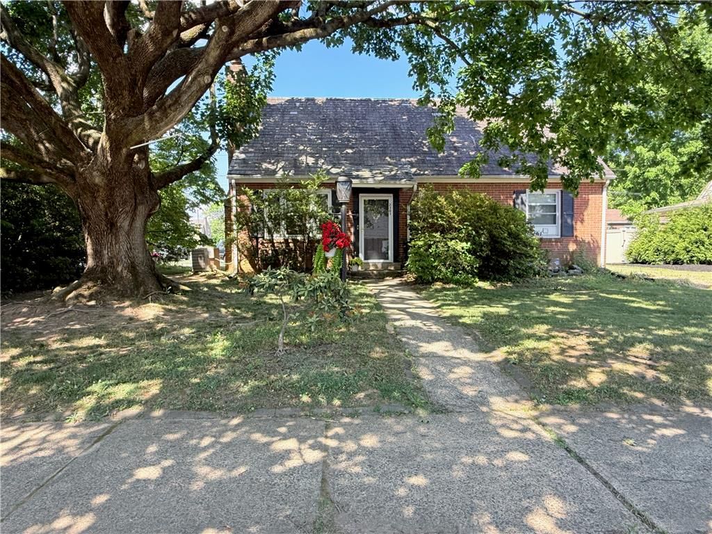 2303 Huntington Street, Bethlehem City, PA 18017