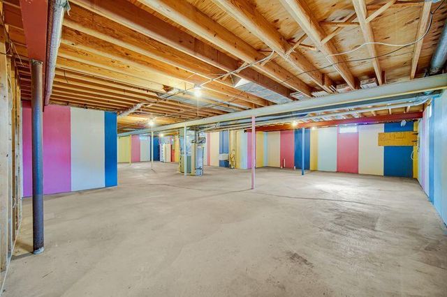 1312 Brandywine Drive, Munster, IN 46321