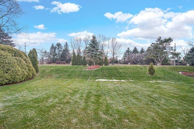 1312 Brandywine Drive, Munster, IN 46321